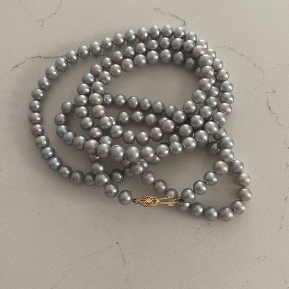 Perls Necklace - Picture 4 of 11